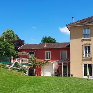 Hébergement de vacances Maison Letrat, La Tour-du-Pin